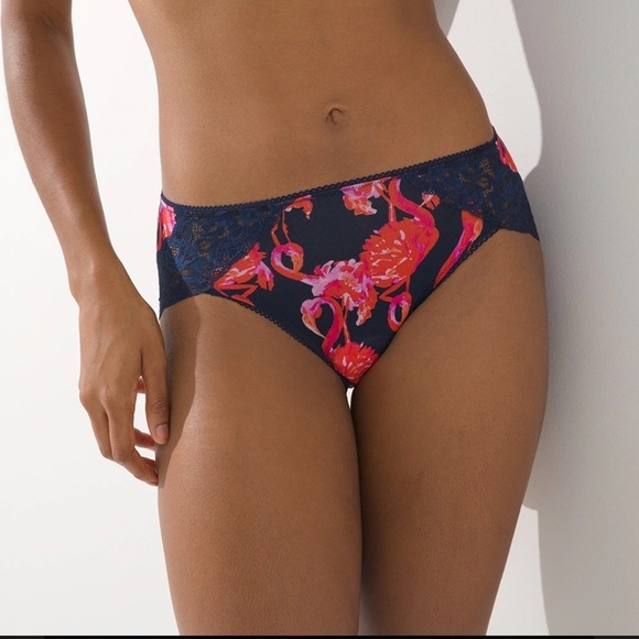 Soma flamingo panties EMBRACEABLE
Signature Lace High-Leg Brief - Picture 1 of 5